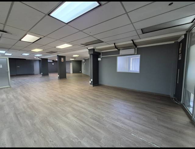 296M² OFFICE TO LET IN RIVONIA